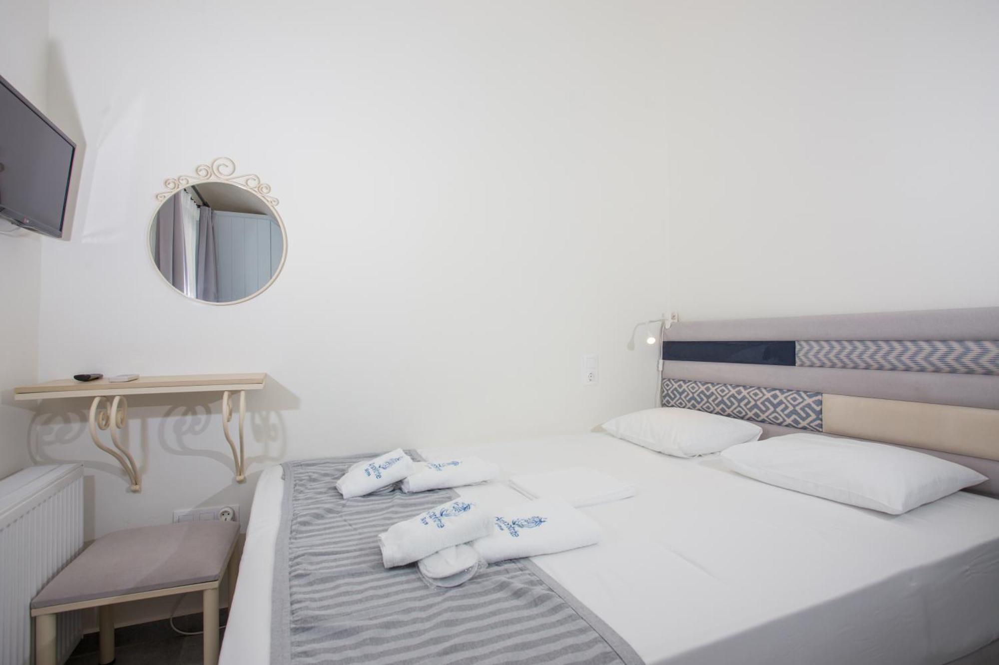 Amphitrite Apartments Skyros Exteriör bild