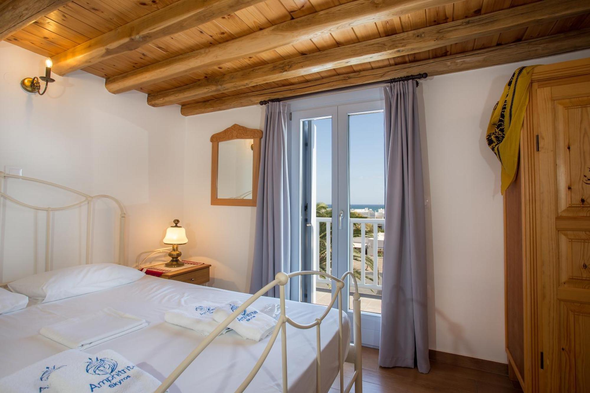 Amphitrite Apartments Skyros Exteriör bild